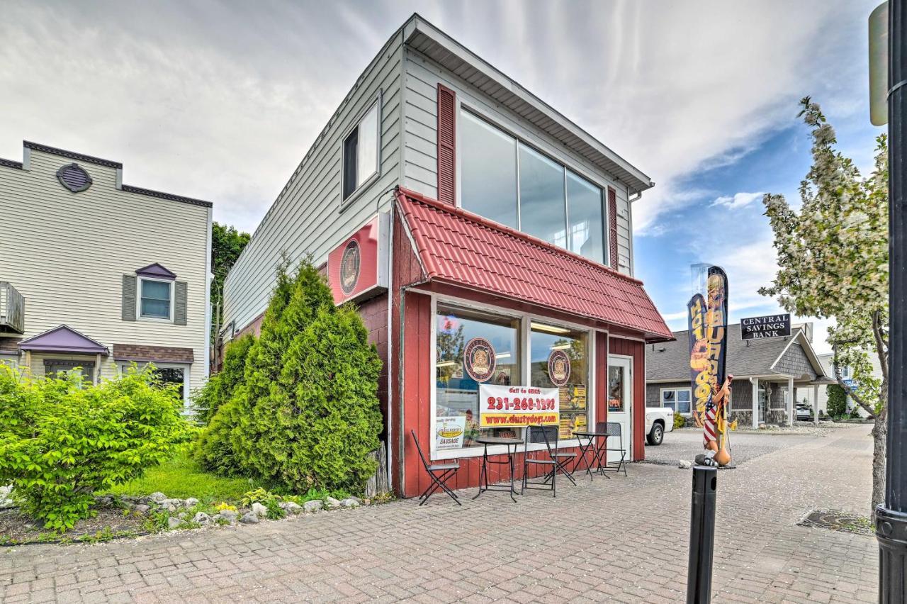 Walkable St Ignace Condo With Lake Huron Views Saint Ignace Exterior foto