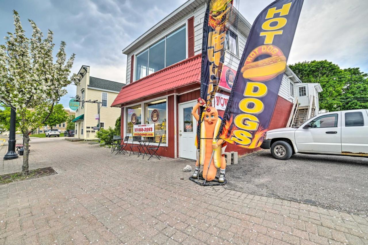 Walkable St Ignace Condo With Lake Huron Views Saint Ignace Exterior foto